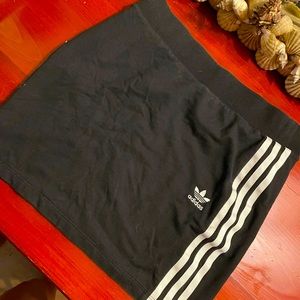 Adidas mini skirt